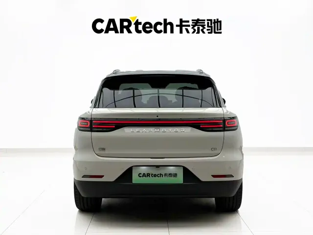 Leapmotor C11 — Фото автомобиля 27