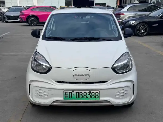 Roewe Clever — Фото автомобиля 2
