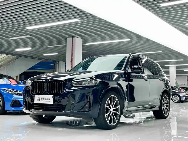 Фотография автомобиля — BMW X3