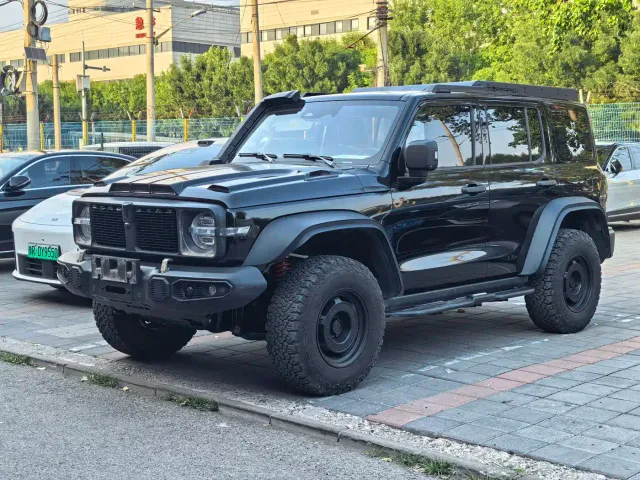 Фотография автомобиля — Tank 300