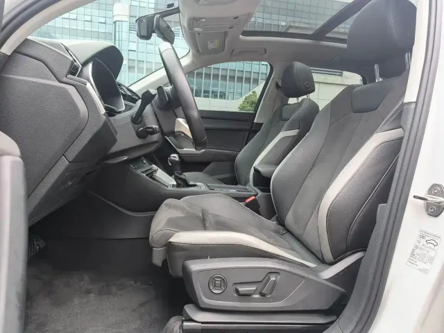 Audi Q3 — Фото автомобиля 10