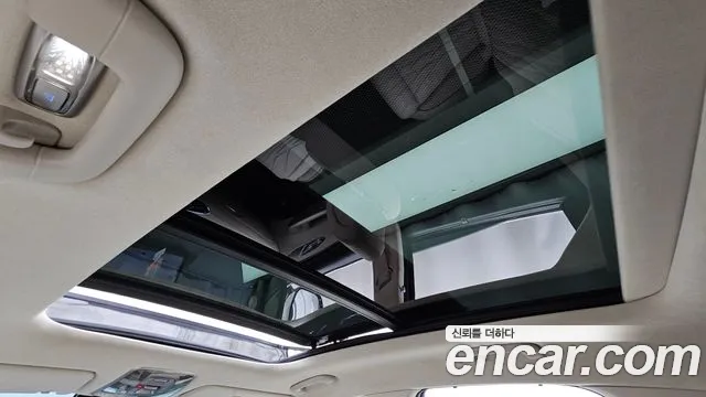 Genesis GV70 2.5T Бензин AWD — Фото автомобиля 14