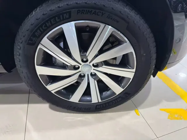 Land Rover Range Rover — Фото автомобиля 8