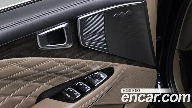 Kia K8 — Фото автомобиля 22