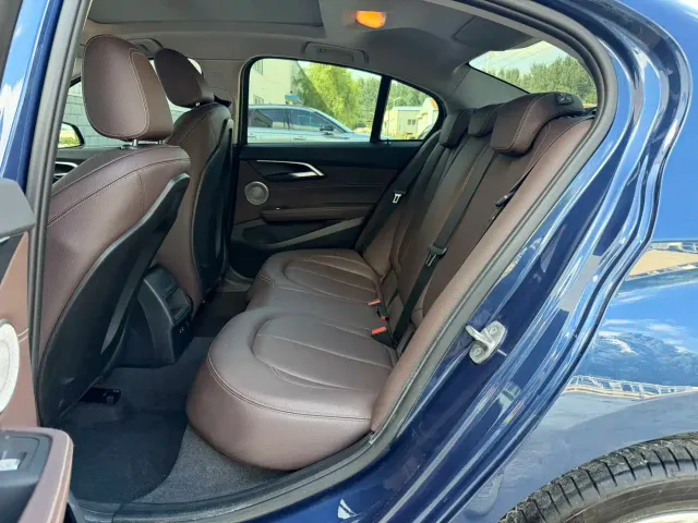 BMW 1 Series — Фото автомобиля 20