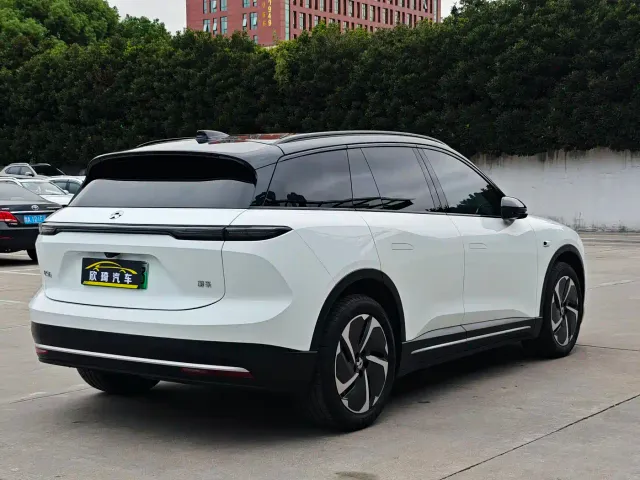 Nio ES6 — Фото автомобиля 12