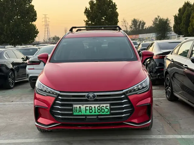 BYD Song MAX — Фото автомобиля 2