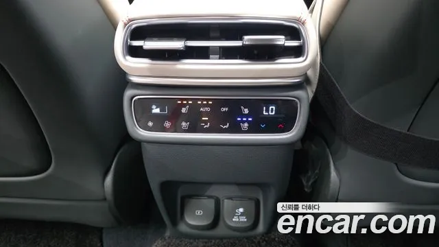 Genesis GV80 — Фото автомобиля 13