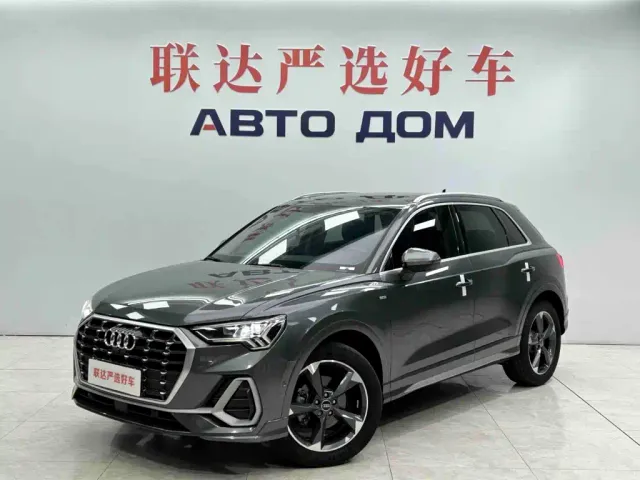 Фотография автомобиля — Audi Q3