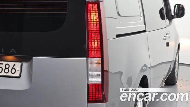 Hyundai Staria — Фото автомобиля 8