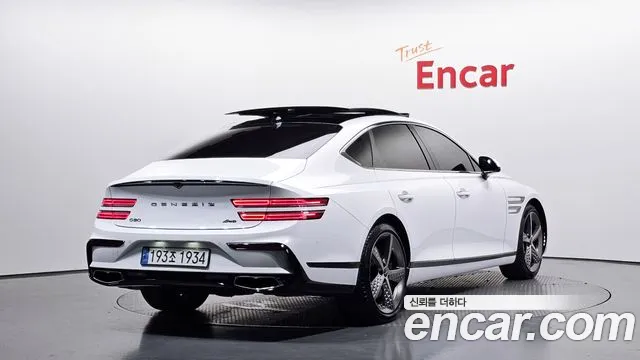Фотография автомобиля — Genesis G80 RG3