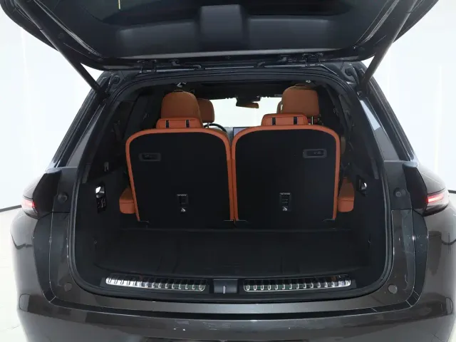 Li Auto L8 — Фото автомобиля 6