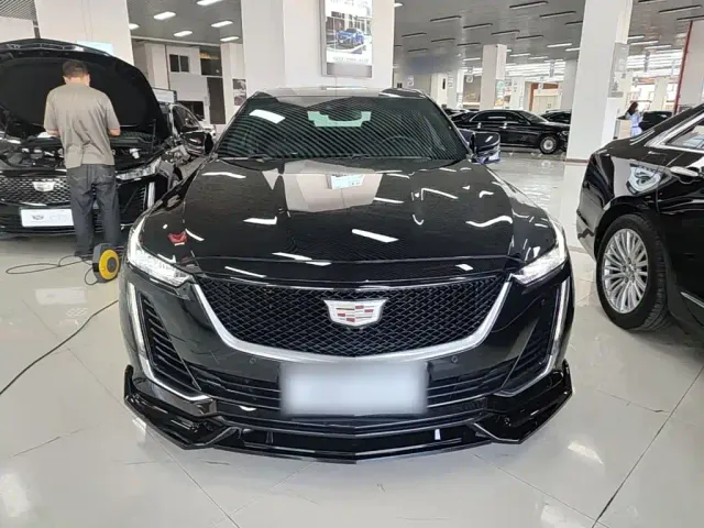 Cadillac CT5 — Фото автомобиля 2