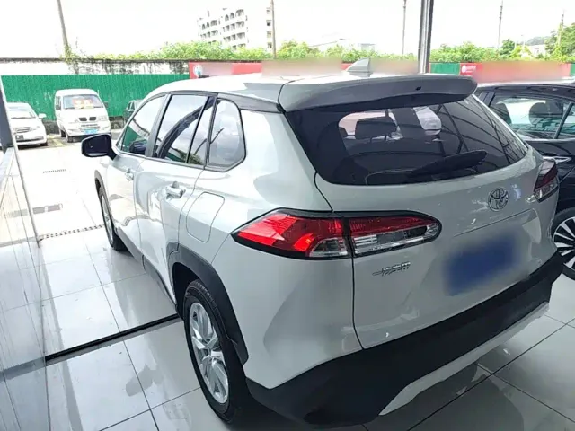 Toyota Corolla Cross — Фото автомобиля 22
