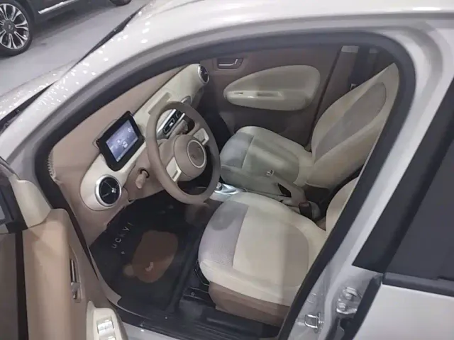 Wuling Hongguang Mini EV — Фото автомобиля 15