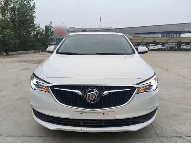 Buick Excelle — Фото автомобиля 6