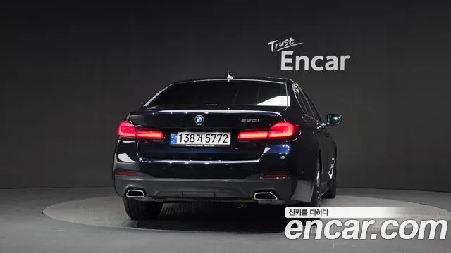 BMW 5 Series G30 — Фото автомобиля 4