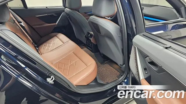 BMW 5-Series 5 серия (G60) 530i xDrive M Sport — Фото автомобиля 11