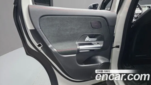 Mercedes-Benz EQA H243 — Фото автомобиля 25