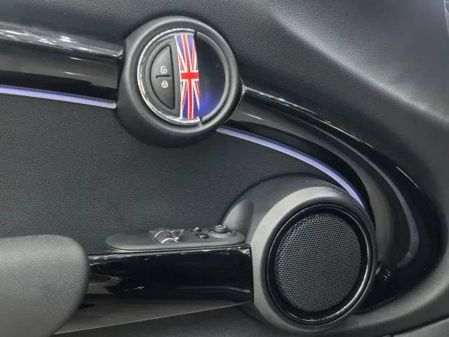 MINI Hatch — Фото автомобиля 8