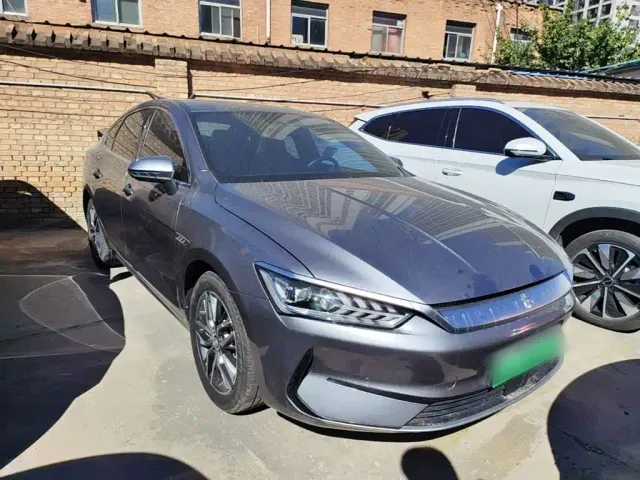 BYD Qin PLUS — Фото автомобиля 3