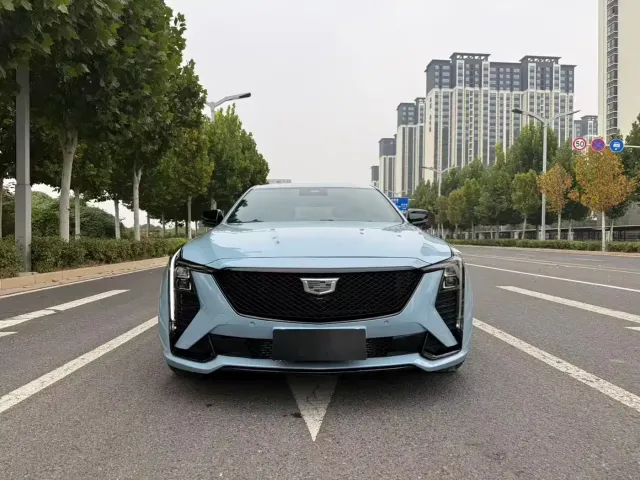 Cadillac CT5 — Фото автомобиля 2