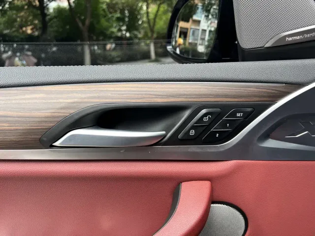 BMW X3 — Фото автомобиля 10