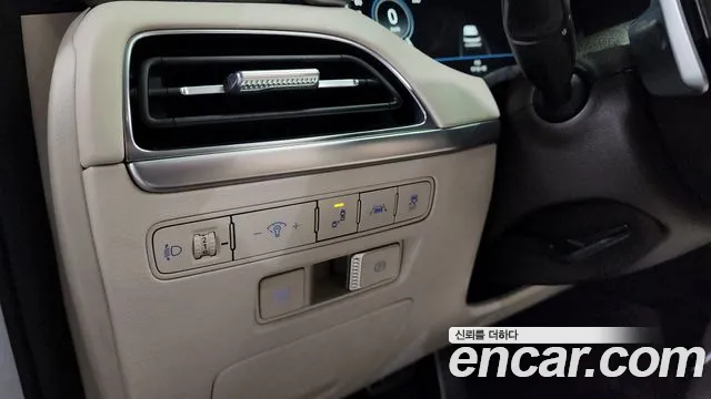 Hyundai Palisade Palisade Дизель 2.2 2WD — Фото автомобиля 16