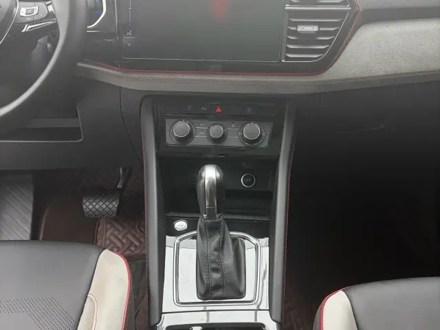 Jetta VS7 — Фото автомобиля 12
