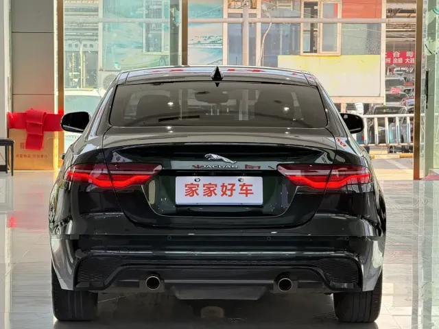 Jaguar XEL — Фото автомобиля 14