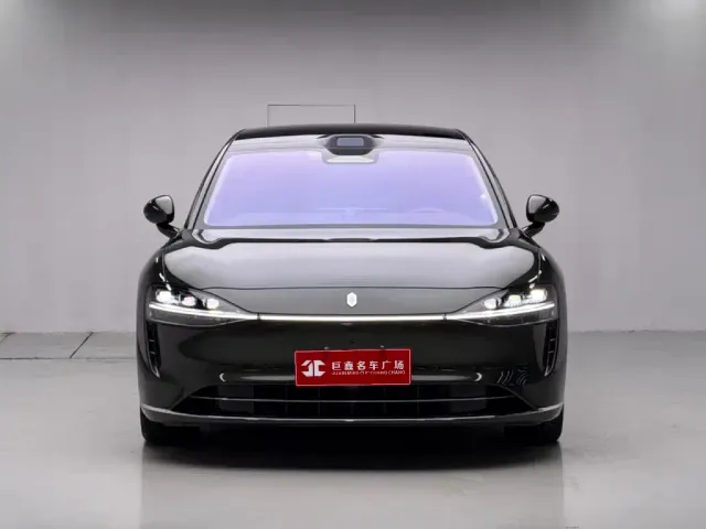 Stelato S9T — Фото автомобиля 2