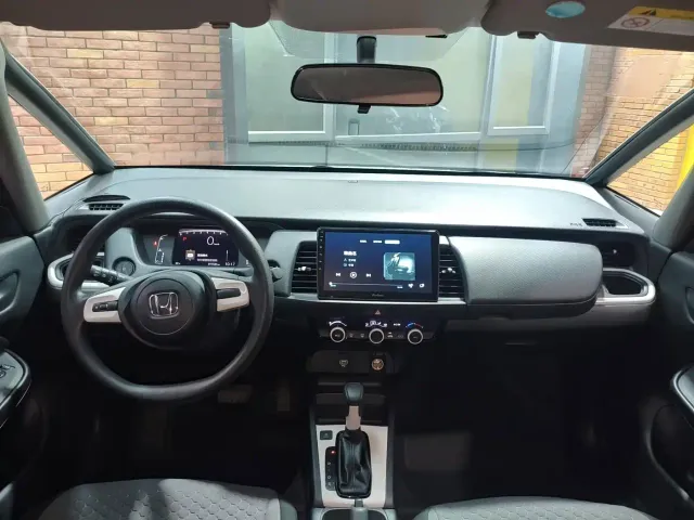 Honda Fit — Фото автомобиля 12