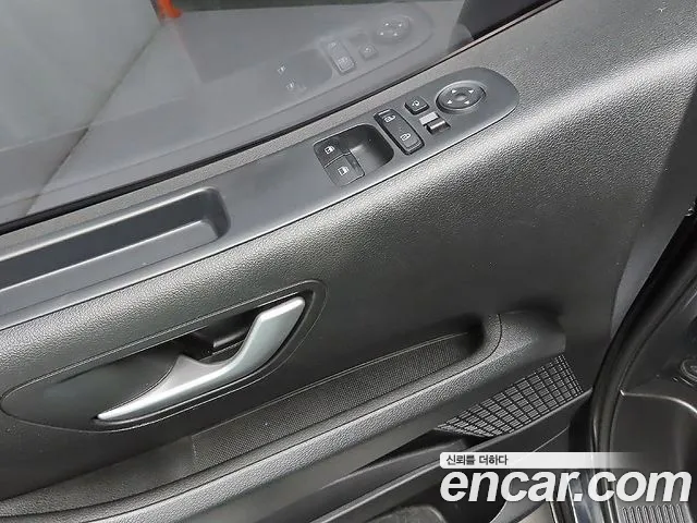 Hyundai Staria — Фото автомобиля 12