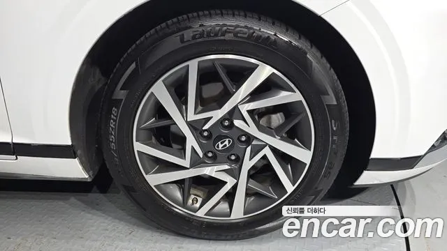Hyundai Grandeur GN7 — Фото автомобиля 5