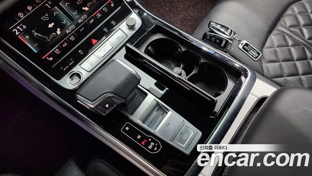 Audi Q7 55 TFSI quattro Premium — Фото автомобиля 3