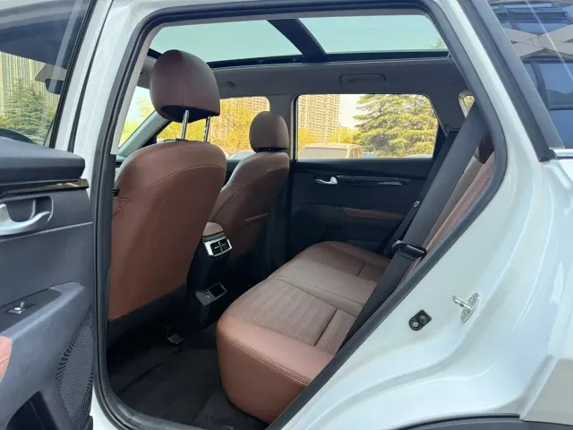 Kia Sportage — Фото автомобиля 6