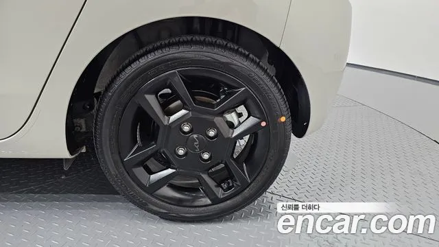 Kia RAY Новый Kia Ray Signature X Line — Фото автомобиля 21
