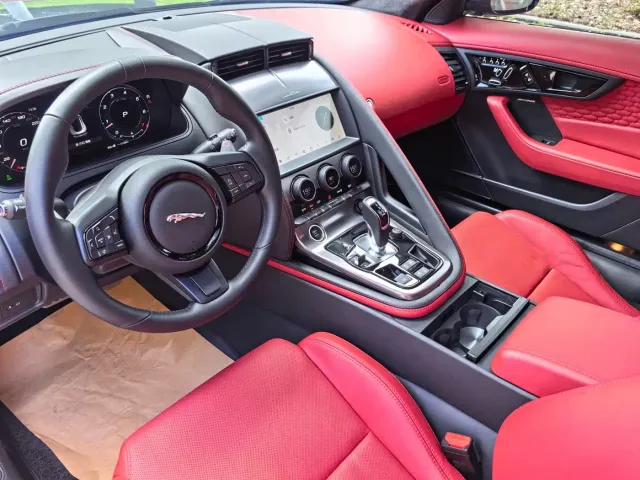 Jaguar F-Type — Фото автомобиля 8