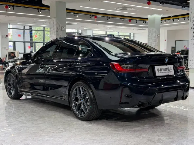 BMW 3 Series — Фото автомобиля 14