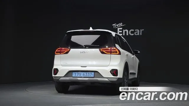 Kia Niro Niro Plus Earth — Фото автомобиля 4
