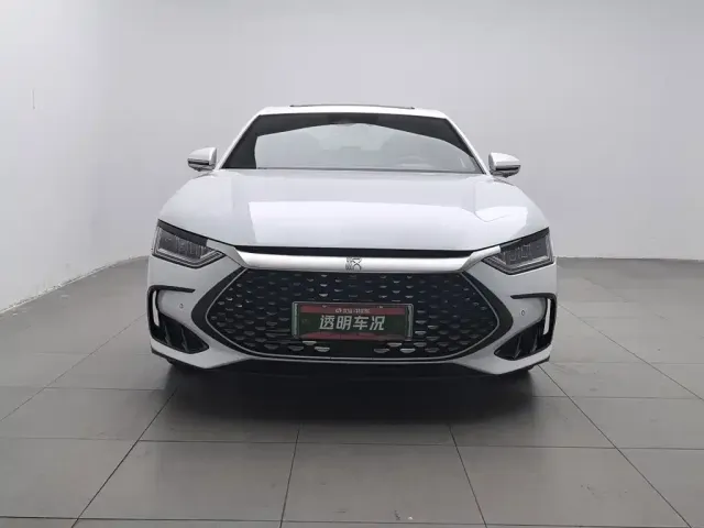 BYD Han — Фото автомобиля 3
