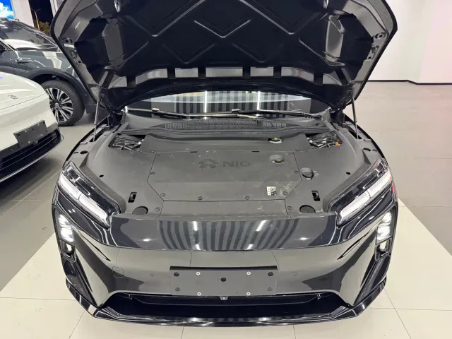 Nio ET5 Touring — Фото автомобиля 17