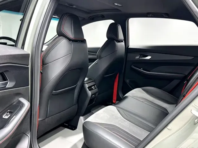 Geely Binrui — Фото автомобиля 5