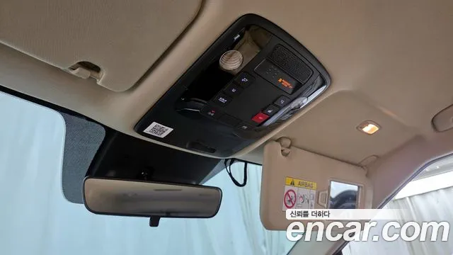 Kia Canival Carnival 4 поколение Бензин 9 мест Prestige — Фото автомобиля 16