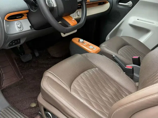 Changan Lumin — Фото автомобиля 4