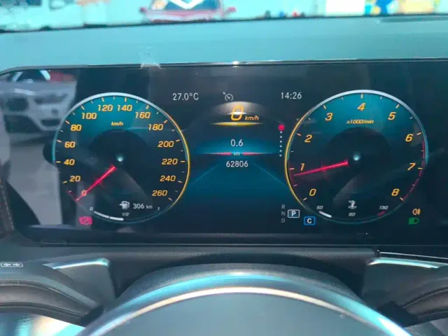 Mercedes-Benz GLB-Class — Фото автомобиля 11