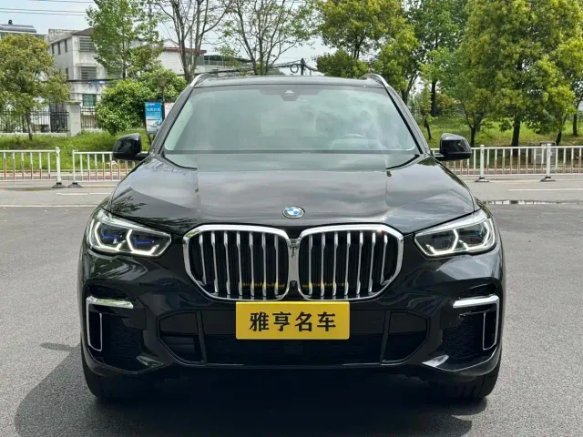 BMW X5 — Фото автомобиля 2