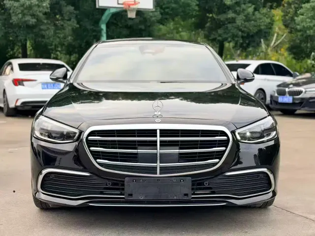 Mercedes-Benz S-Class — Фото автомобиля 2
