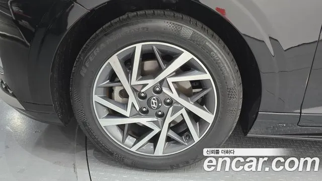 Hyundai Grandeur Grandeur (GN7) 2.5 Бензин 2WD — Фото автомобиля 5