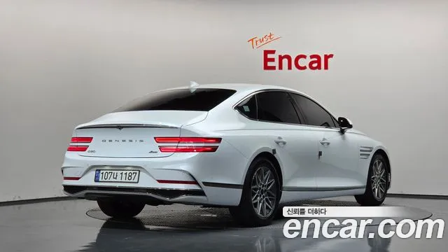 Genesis G80 RG3 — Фото автомобиля 2